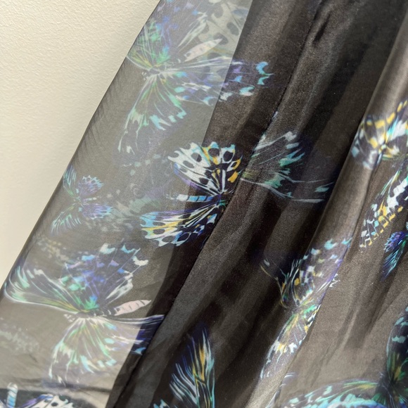 CeCe Sz 10 black knee length dress with butterfly pattern. Great party dress! - Picture 4 of 9